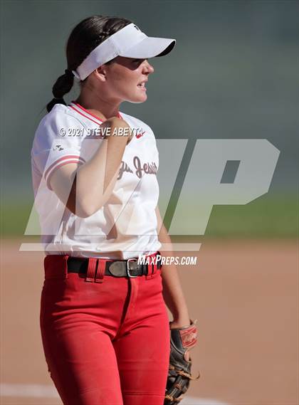 Thumbnail 2 in Arapahoe @ Regis Jesuit photogallery.