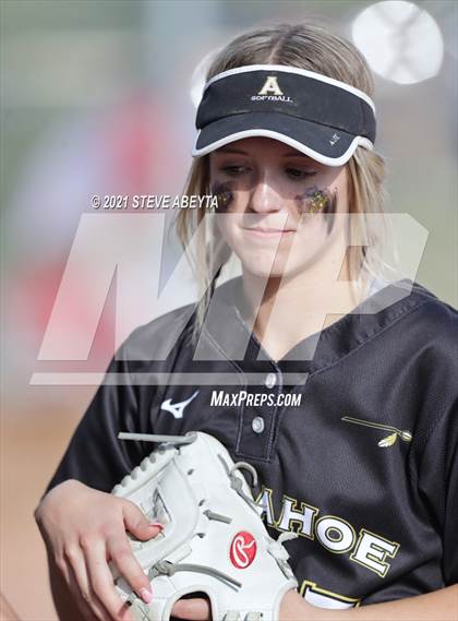 Thumbnail 2 in Arapahoe @ Regis Jesuit photogallery.