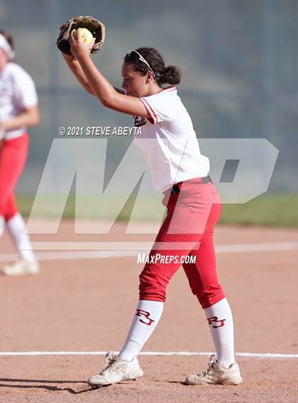 Thumbnail 1 in Arapahoe @ Regis Jesuit photogallery.