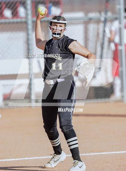 Thumbnail 1 in Arapahoe @ Regis Jesuit photogallery.