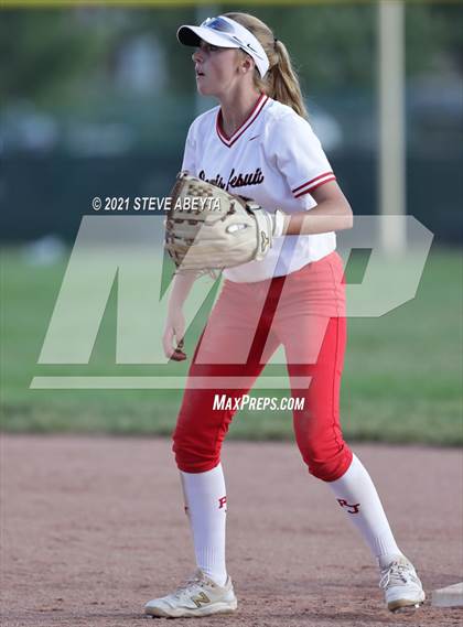 Thumbnail 3 in Arapahoe @ Regis Jesuit photogallery.