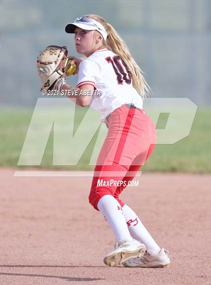Thumbnail 3 in Arapahoe @ Regis Jesuit photogallery.