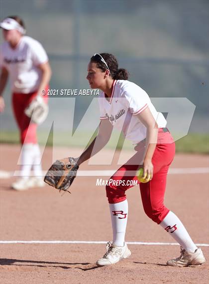 Thumbnail 1 in Arapahoe @ Regis Jesuit photogallery.