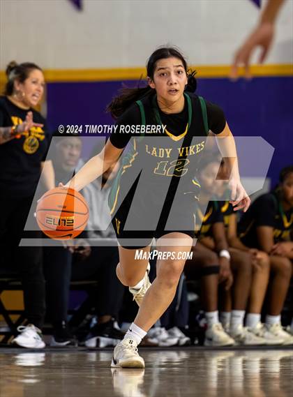Thumbnail 2 in Birmingham vs. Vanden (Tarkanian Classic) photogallery.