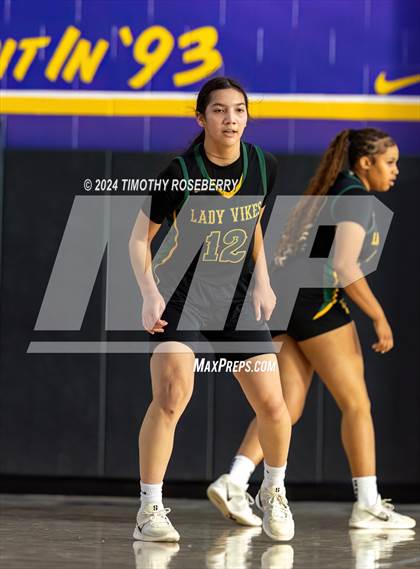 Thumbnail 3 in Birmingham vs. Vanden (Tarkanian Classic) photogallery.