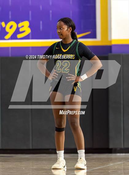 Thumbnail 2 in Birmingham vs. Vanden (Tarkanian Classic) photogallery.