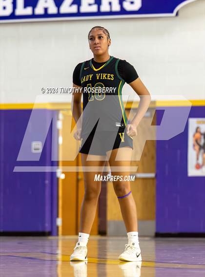 Thumbnail 1 in Birmingham vs. Vanden (Tarkanian Classic) photogallery.