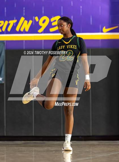 Thumbnail 2 in Birmingham vs. Vanden (Tarkanian Classic) photogallery.