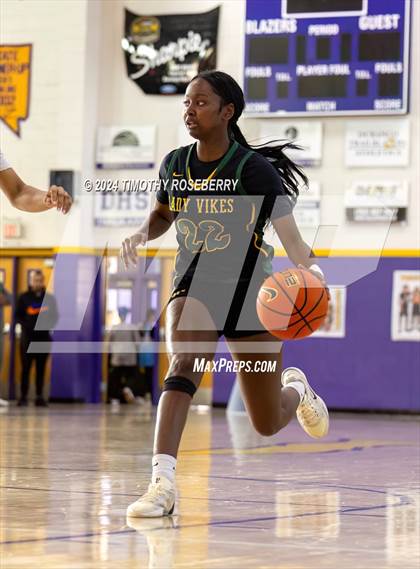 Thumbnail 2 in Birmingham vs. Vanden (Tarkanian Classic) photogallery.