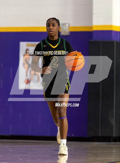 Thumbnail 1 in Birmingham vs. Vanden (Tarkanian Classic) photogallery.