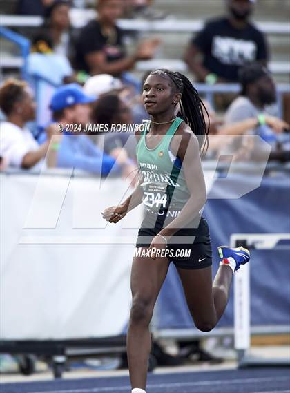 Thumbnail 3 in FHSAA 3A Finals (400 Meter Hurdles) photogallery.