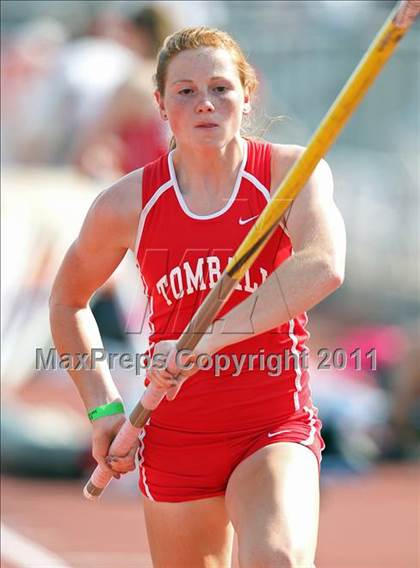 Thumbnail 1 in 84th Clyde Littlefield Texas Relays (Day 1 - Field Events) photogallery.