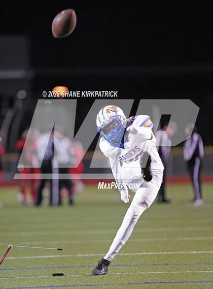 Thumbnail 2 in Sunnyvale vs. Gainesville  (4A-2 Region II Bi District) photogallery.