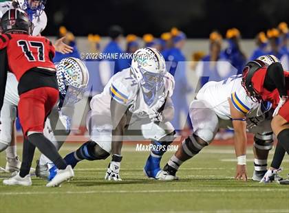 Thumbnail 3 in Sunnyvale vs. Gainesville  (4A-2 Region II Bi District) photogallery.