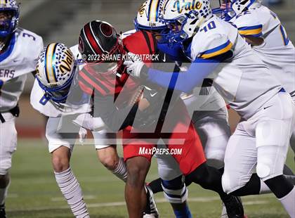 Thumbnail 3 in Sunnyvale vs. Gainesville  (4A-2 Region II Bi District) photogallery.
