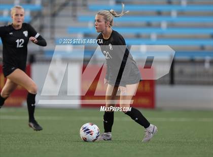 Thumbnail 1 in Fossil Ridge vs. Castle View (CHSAA 5A Championship) photogallery.