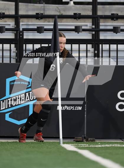 Thumbnail 2 in Fossil Ridge vs. Castle View (CHSAA 5A Championship) photogallery.