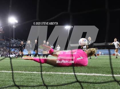 Thumbnail 3 in Fossil Ridge vs. Castle View (CHSAA 5A Championship) photogallery.