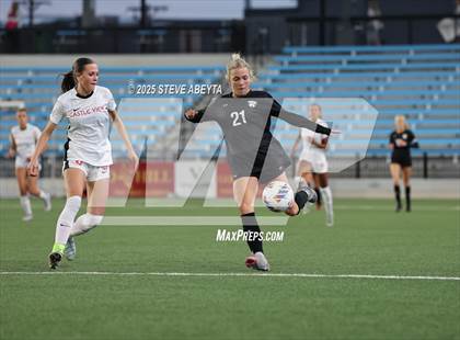 Thumbnail 1 in Fossil Ridge vs. Castle View (CHSAA 5A Championship) photogallery.