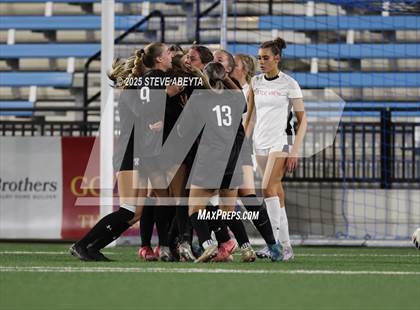 Thumbnail 3 in Fossil Ridge vs. Castle View (CHSAA 5A Championship) photogallery.