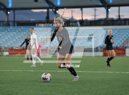 Thumbnail 1 in Fossil Ridge vs. Castle View (CHSAA 5A Championship) photogallery.