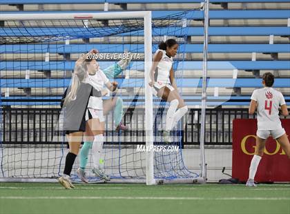 Thumbnail 2 in Fossil Ridge vs. Castle View (CHSAA 5A Championship) photogallery.