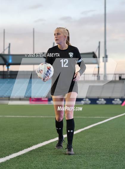 Thumbnail 3 in Fossil Ridge vs. Castle View (CHSAA 5A Championship) photogallery.