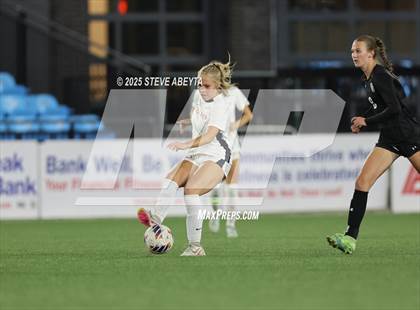Thumbnail 2 in Fossil Ridge vs. Castle View (CHSAA 5A Championship) photogallery.