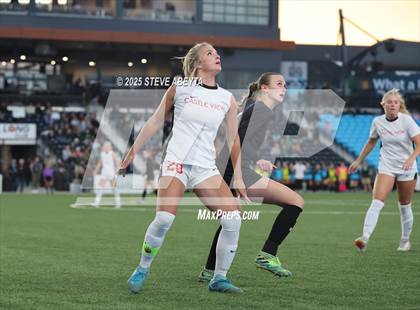 Thumbnail 2 in Fossil Ridge vs. Castle View (CHSAA 5A Championship) photogallery.