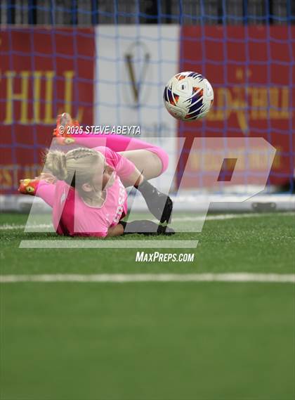 Thumbnail 3 in Fossil Ridge vs. Castle View (CHSAA 5A Championship) photogallery.