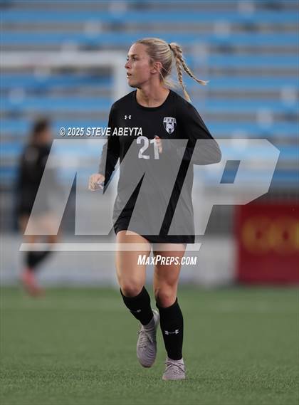 Thumbnail 2 in Fossil Ridge vs. Castle View (CHSAA 5A Championship) photogallery.