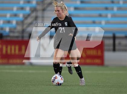 Thumbnail 2 in Fossil Ridge vs. Castle View (CHSAA 5A Championship) photogallery.