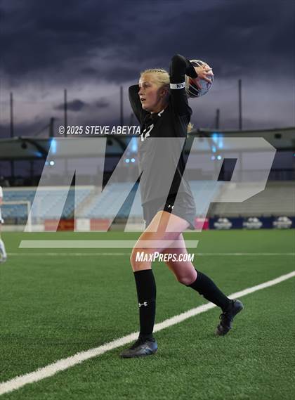 Thumbnail 1 in Fossil Ridge vs. Castle View (CHSAA 5A Championship) photogallery.