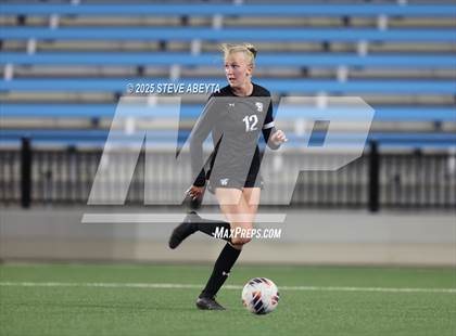 Thumbnail 2 in Fossil Ridge vs. Castle View (CHSAA 5A Championship) photogallery.