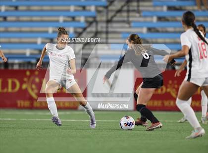Thumbnail 3 in Fossil Ridge vs. Castle View (CHSAA 5A Championship) photogallery.