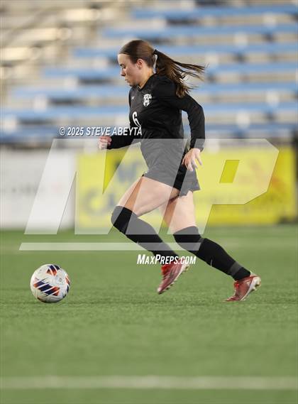 Thumbnail 2 in Fossil Ridge vs. Castle View (CHSAA 5A Championship) photogallery.
