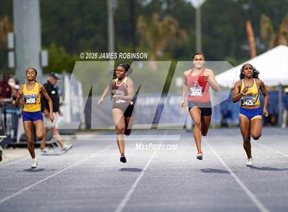 Thumbnail 3 in FHSAA Class 4A Final (200m) photogallery.