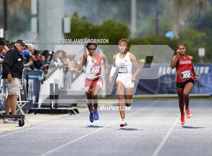 Thumbnail 3 in FHSAA Class 4A Final (200m) photogallery.
