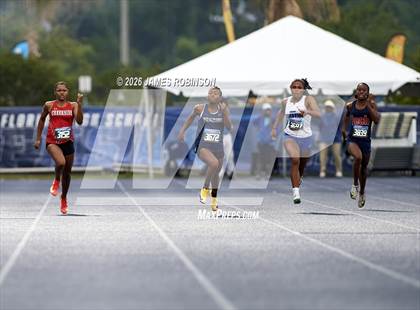 Thumbnail 2 in FHSAA Class 4A Final (200m) photogallery.