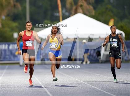 Thumbnail 2 in FHSAA Class 4A Final (200m) photogallery.