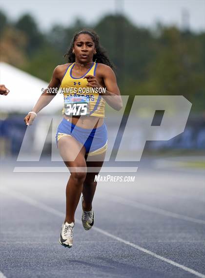Thumbnail 1 in FHSAA Class 4A Final (200m) photogallery.