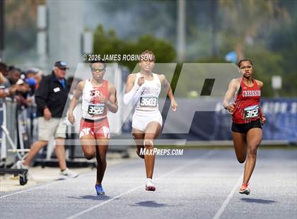 Thumbnail 2 in FHSAA Class 4A Final (200m) photogallery.