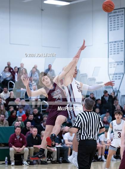 Thumbnail 3 in Northeastern Clinton vs. Stillwater (NYSPHSAA Class B Regional Semifinal) photogallery.