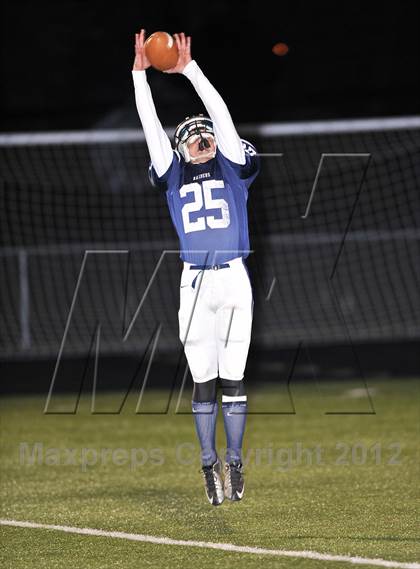 Thumbnail 2 in Bay Port vs. Hudson (WIAA D1 Playoffs Level 2)  photogallery.