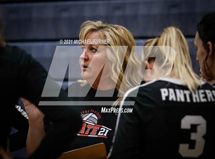 Thumbnail 2 in Kellogg vs Parma (3A State Tournament) photogallery.