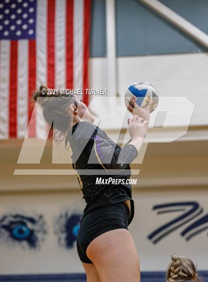 Thumbnail 1 in Kellogg vs Parma (3A State Tournament) photogallery.
