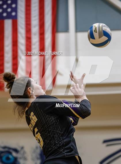 Thumbnail 2 in Kellogg vs Parma (3A State Tournament) photogallery.