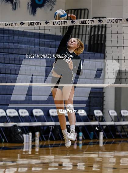 Thumbnail 1 in Kellogg vs Parma (3A State Tournament) photogallery.