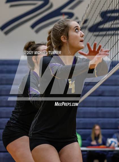 Thumbnail 3 in Kellogg vs Parma (3A State Tournament) photogallery.