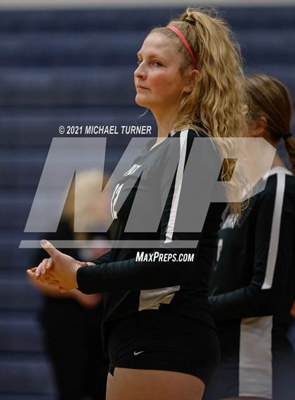 Thumbnail 3 in Kellogg vs Parma (3A State Tournament) photogallery.